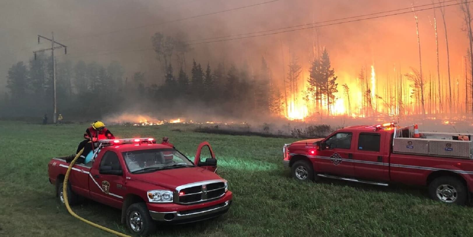 Paddle prairie fire wide — Fire Fighting application
