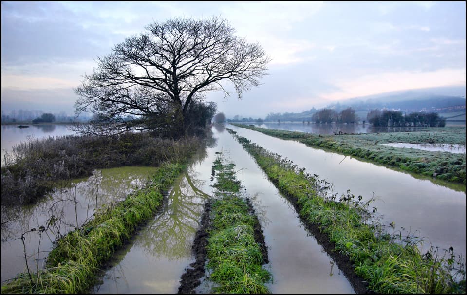 Z c127 floodblog — Flood Relief application